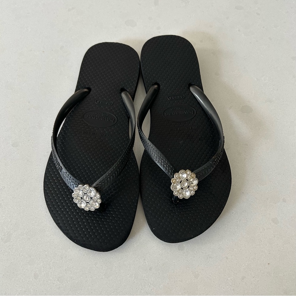 Havaianas slim black flip flops with embellishment
